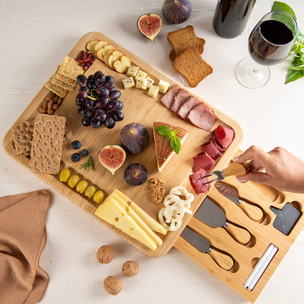Personalized Charcuterie Board - Engraved Cheese Board, Wedding Gift, Housewarming Gift, Anniversary Gift, Engagement Present for the Couple