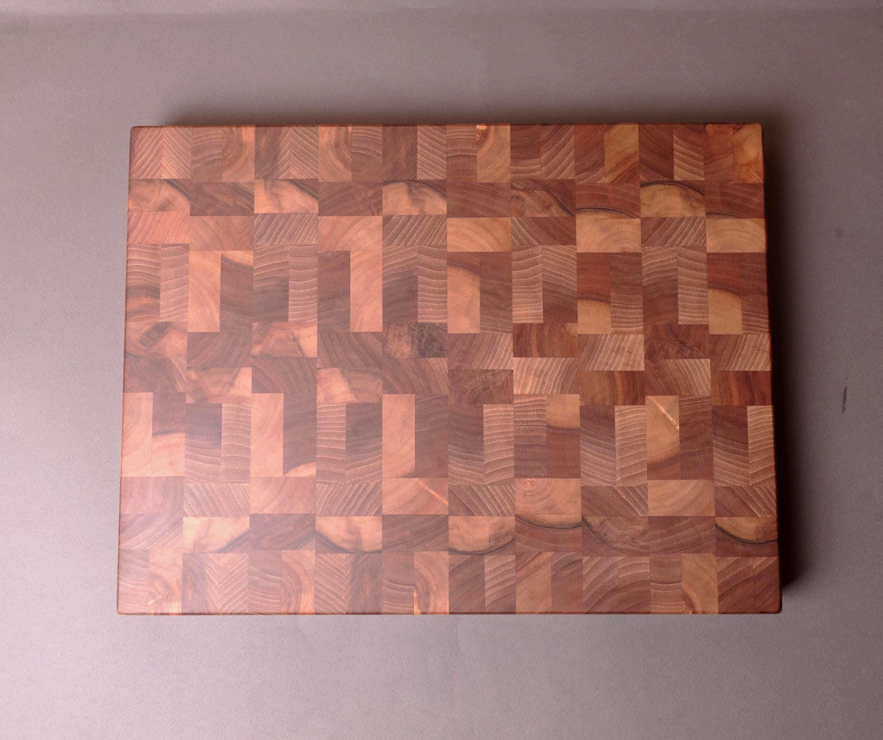 Handmade Reversible Walnut End Grain Cutting Board - The Best Solution For Your Knives