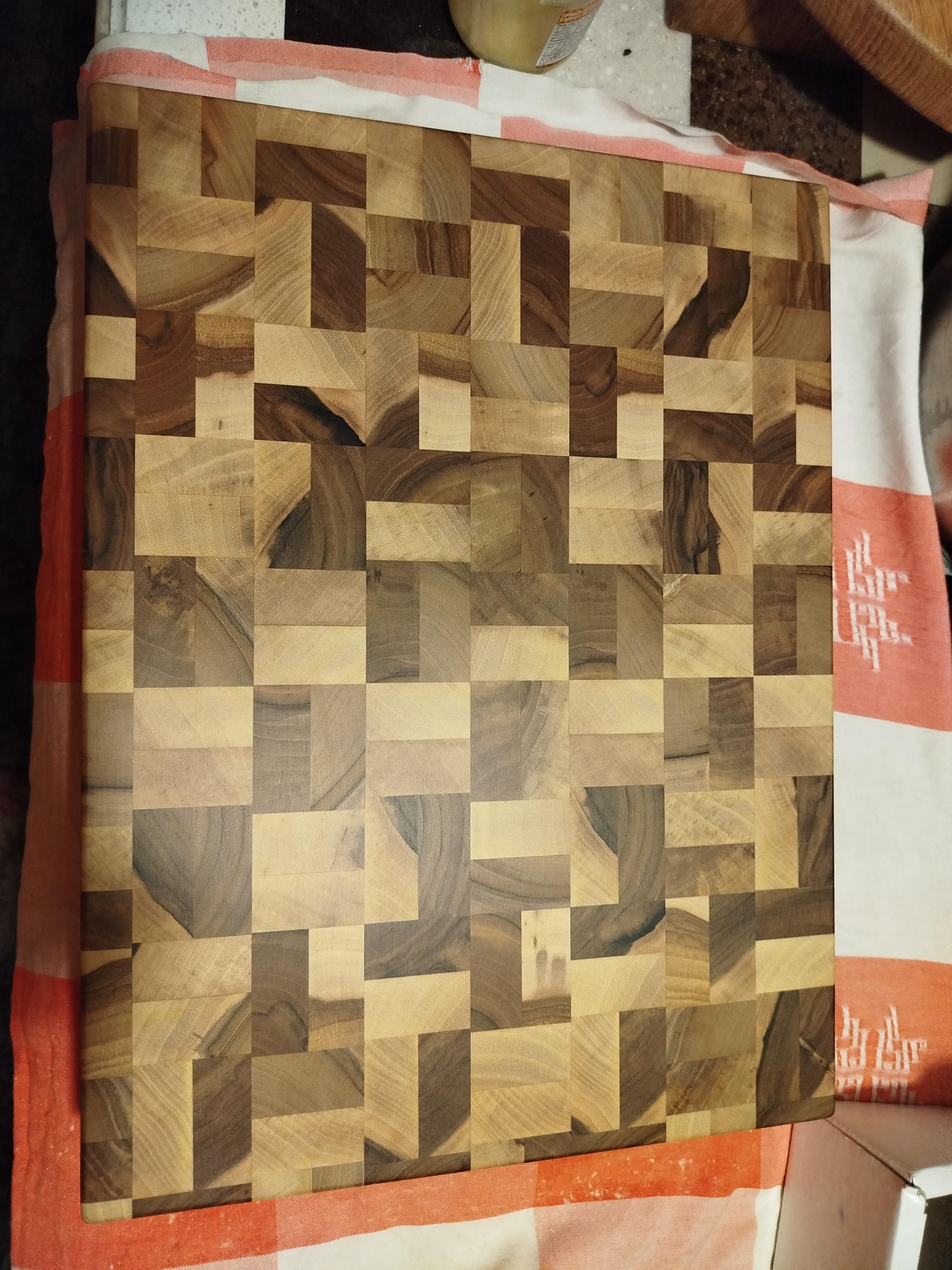 Handmade Reversible Walnut End Grain Cutting Board - The Best Solution For Your Knives